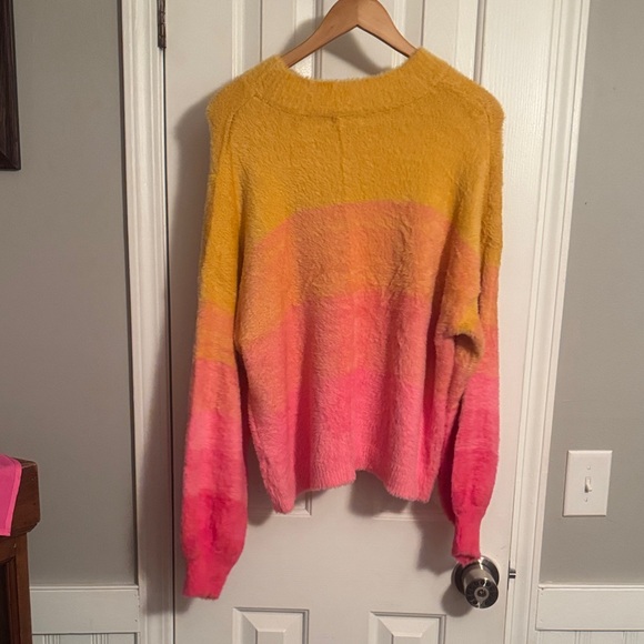 Wild Fable Yellow and Pink Gradient Sweater - Picture 3 of 3